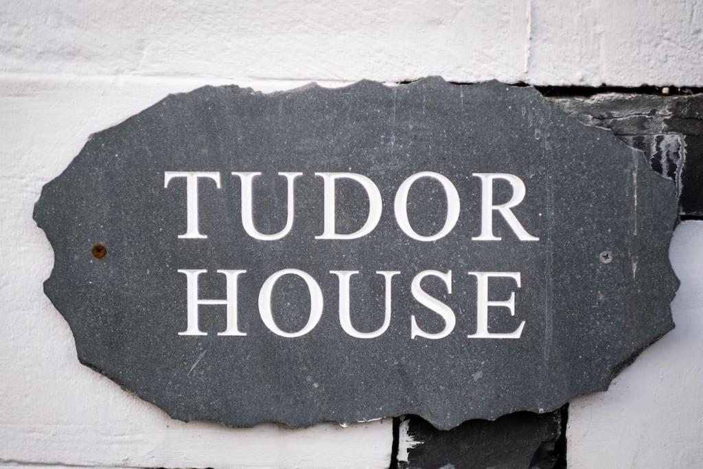 Tudor House-Windermere Centre Exterior photo